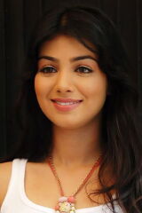 Ayesha Takia