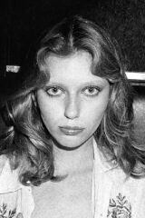 Bebe Buell