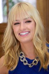 Beth Behrs