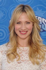 Beth Riesgraf