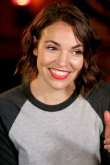 Beth Stelling