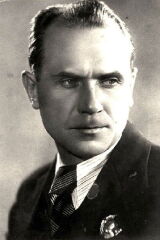 Boris Babochkin