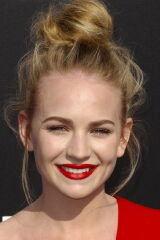 Britt Robertson