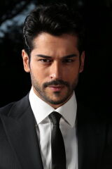Burak Özçivit