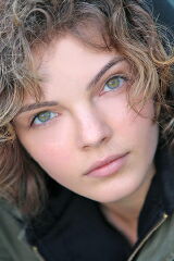 Camren Bicondova