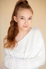 Caroline Elle Abrams