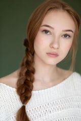 Caroline Elle Abrams