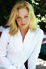 Carolyn Lawrence