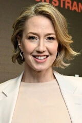 Carrie Coon
