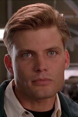 Casper Van Dien
