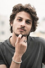 Chay Suede