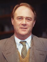 Christopher Cazenove