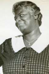 Claudia McNeil