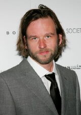 Dallas Roberts