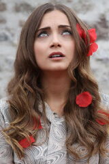 Damla Sönmez
