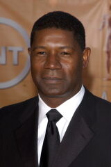 Dennis Haysbert