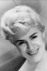 Dilys Laye