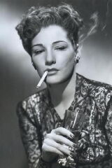 Doris Dowling