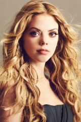 Dreama Walker