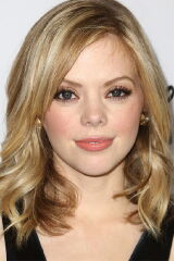 Dreama Walker