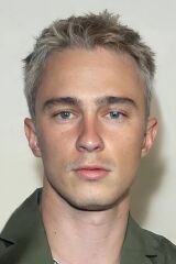 Drew Starkey