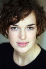 Elizabeth Henstridge