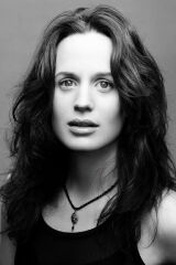 Elizabeth Reaser
