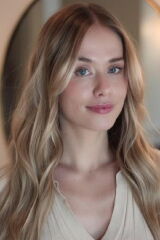 Elke Shari Van Den Broeck