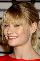 Emilie de Ravin