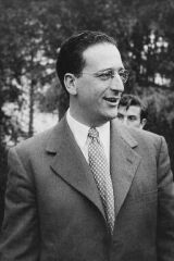 Emilio Gómez Muriel