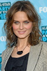 Emily Deschanel