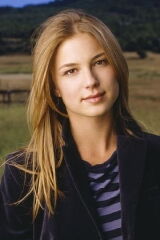Emily VanCamp