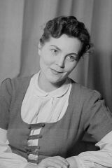 Erika Pelikowsky