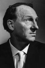 Ernst Busch