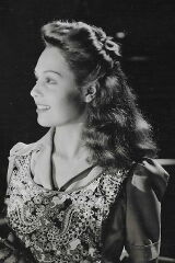Esther Estrella