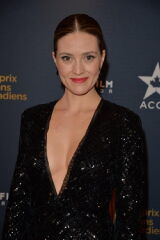 Evelyne Brochu