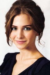 Ezgi Asaroğlu