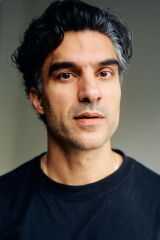 Farzad Farzaneh