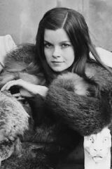 Geneviève Bujold