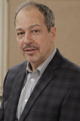 Gilbert Cruz