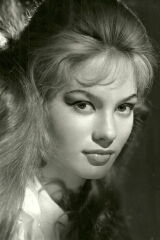 Gillian Hills