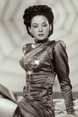 Gloria Saunders