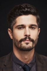Haluk Piyes