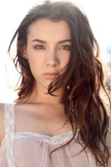 Hannah Marks