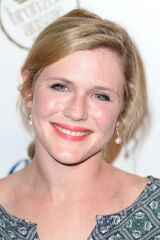 Harriet Dyer
