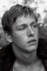 Harris Dickinson