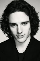 Harry Collett