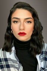 Hazar Ergüçlü