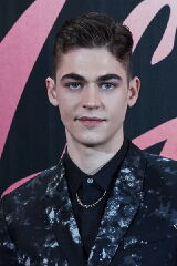 Hero Fiennes Tiffin