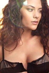 Inbar Lavi